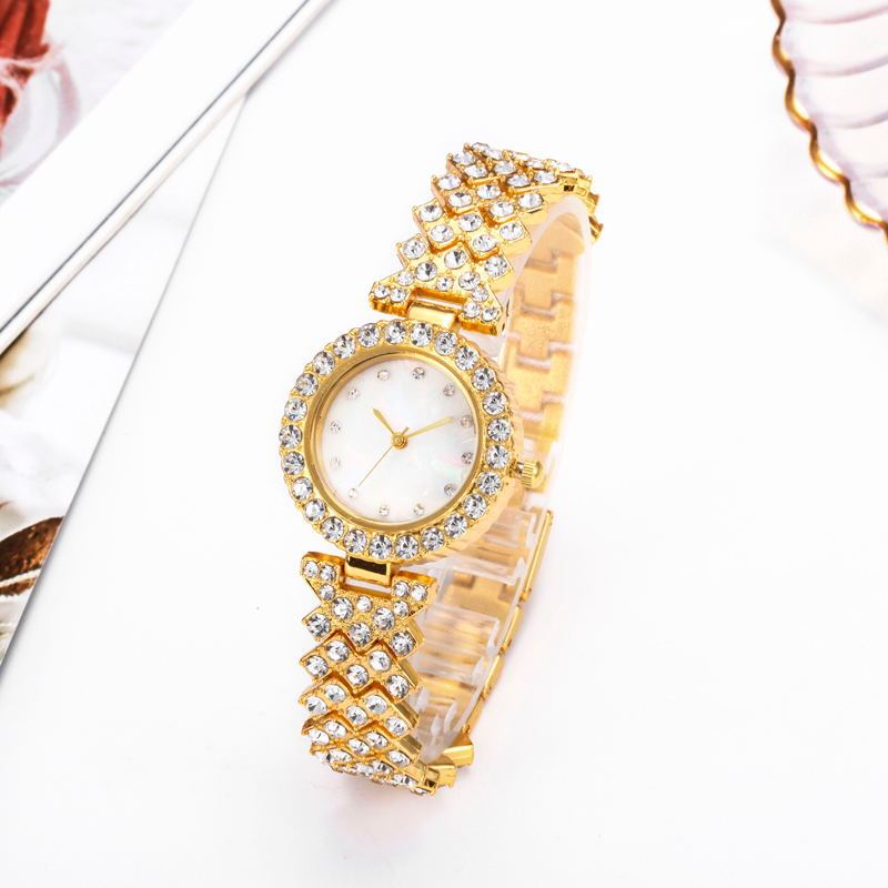 Fashion Simple Women's Quartz Watch Diamond Alloy - 𝓢𝓱𝓸𝓹𝓵𝓮𝓬𝔂