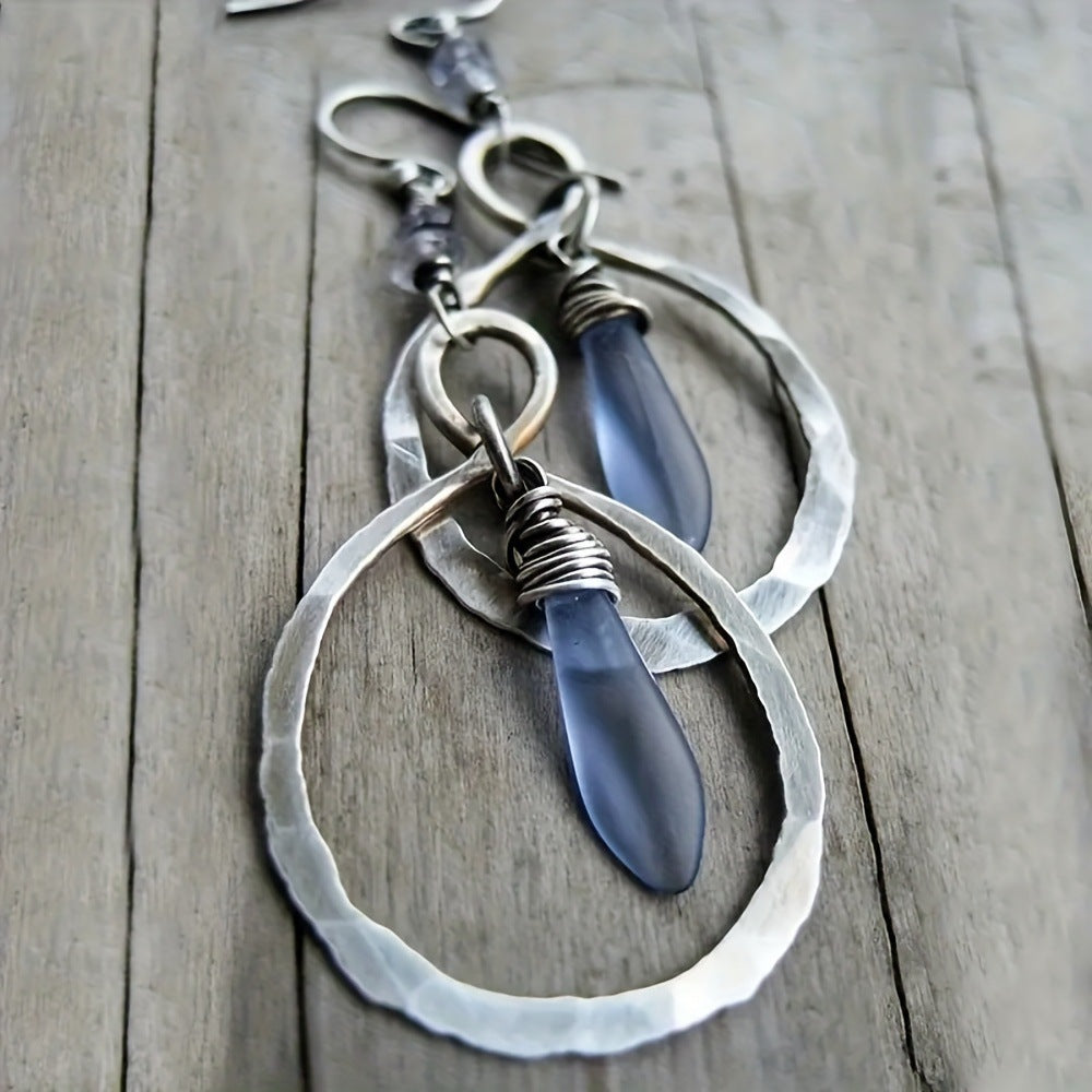 A Pair Of Retro Beating Winding Moonstone Eardrops