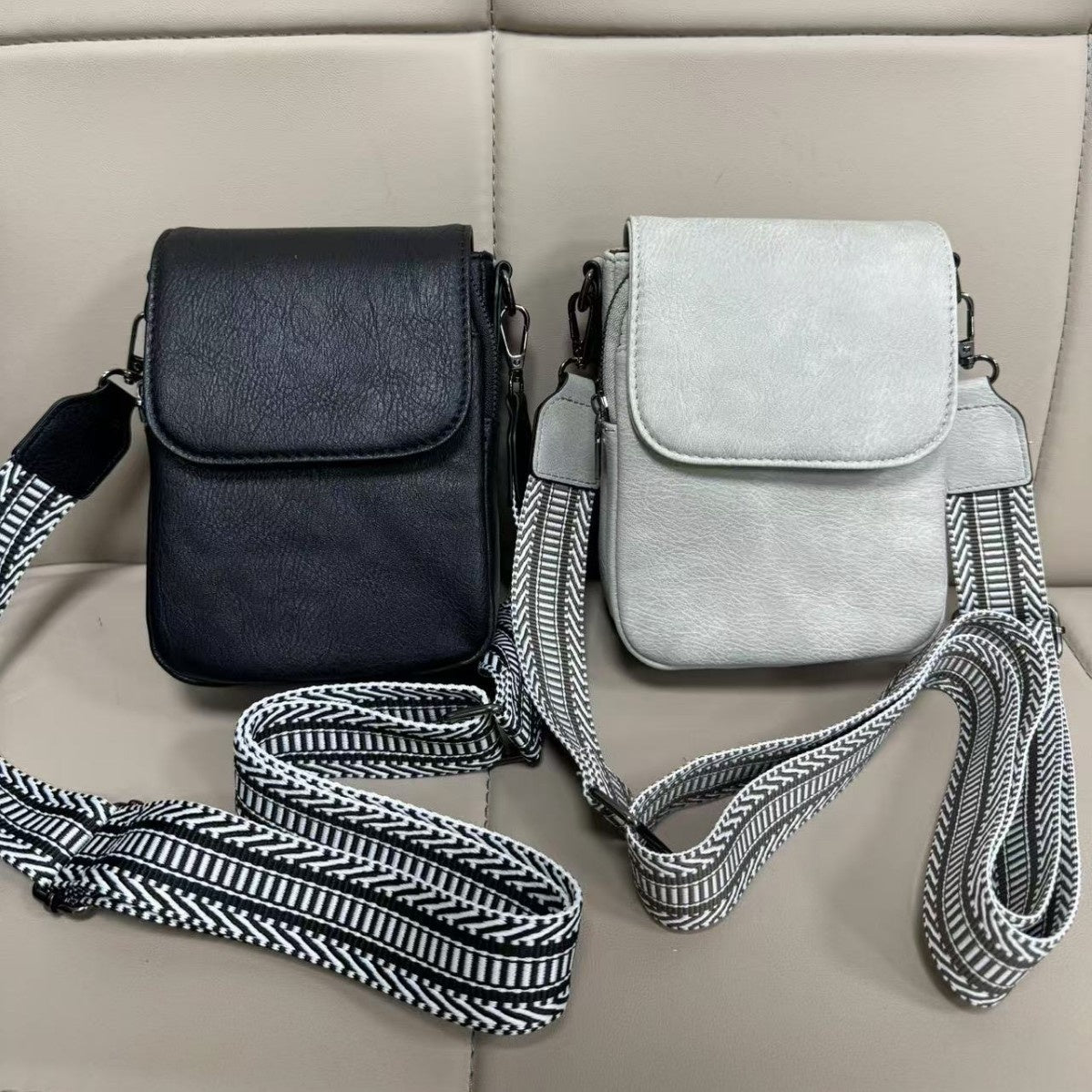 Adjustable Shoulder Strap Portable Mini Small Crossbody Bag - 𝓢𝓱𝓸𝓹𝓵𝓮𝓬𝔂