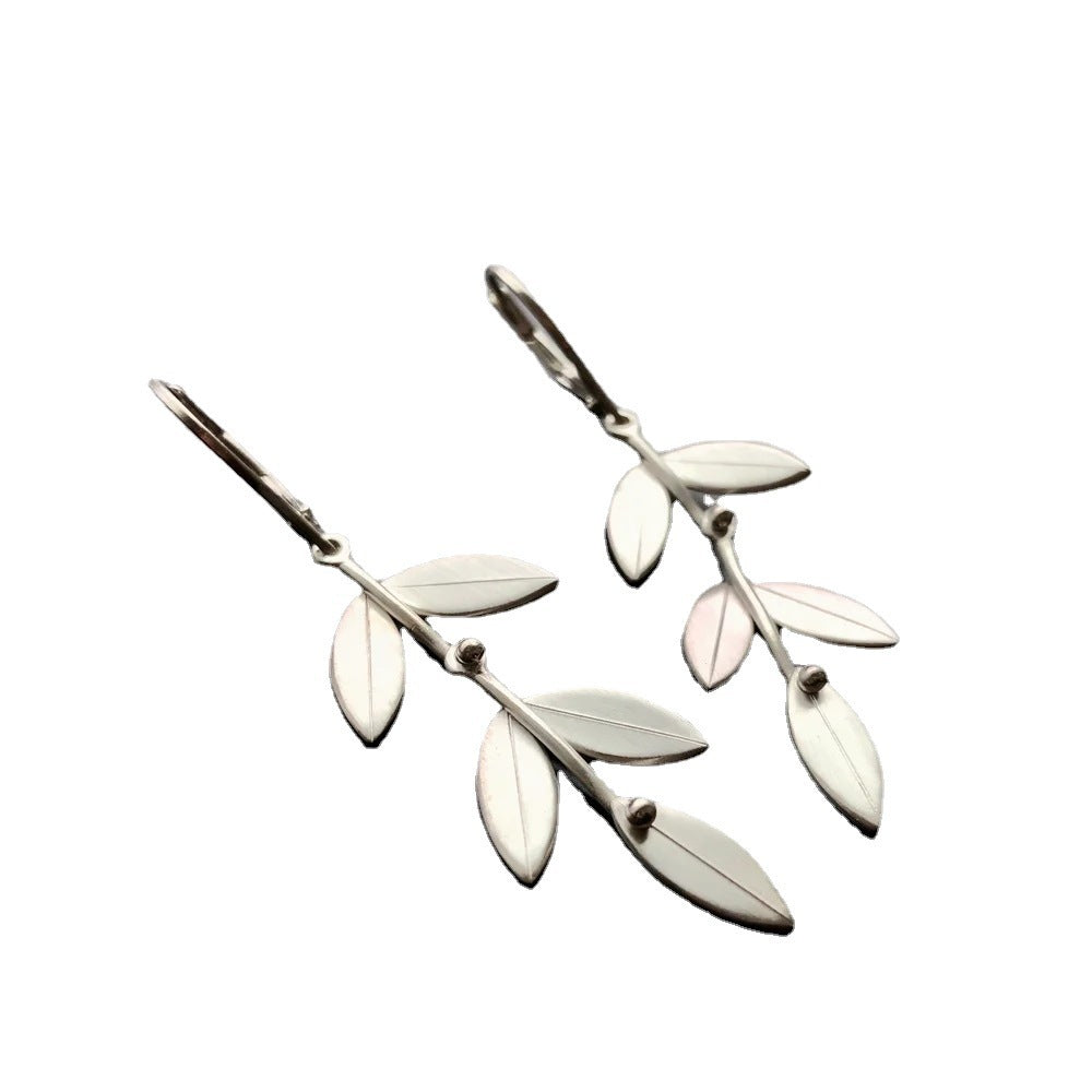 Bohemian Retro Simple Leaf Shaped Earrings