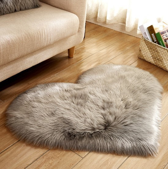 Plush Heart Shaped Carpet Non-Slip Mat Fluffy Rug Floor Mat Blanket Sofa Cushion Foot Pad Carpets For Living Room Home Decor - 𝓢𝓱𝓸𝓹𝓵𝓮𝓬𝔂