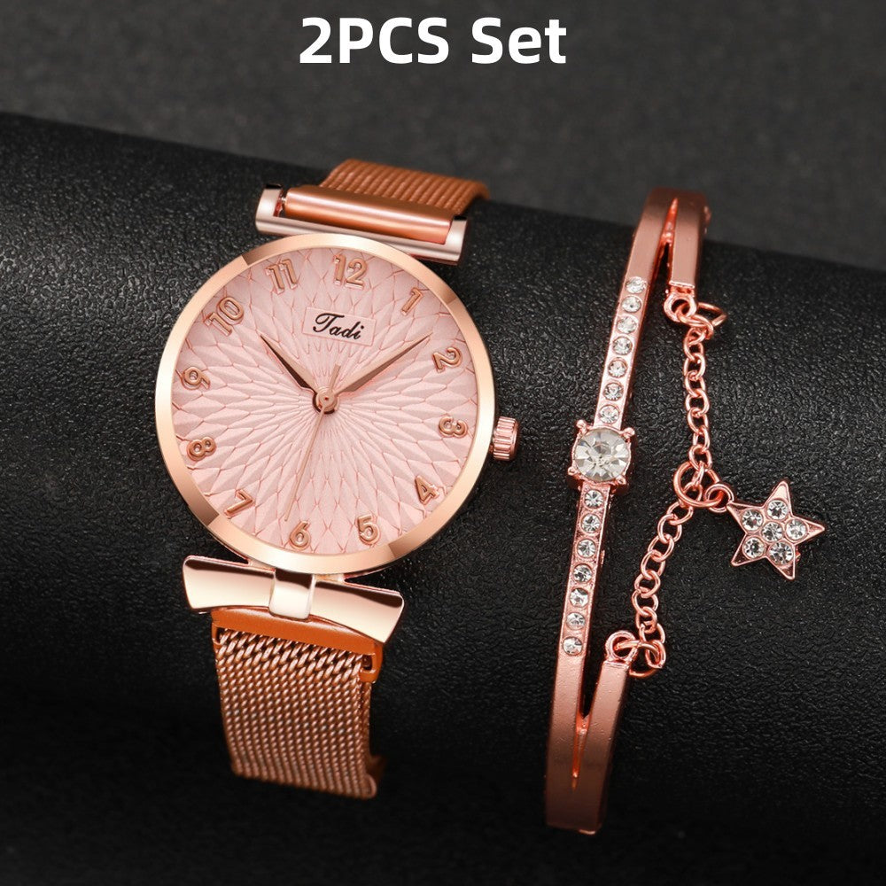 Suit Women's Quartz Watch With Bracelet - 𝓢𝓱𝓸𝓹𝓵𝓮𝓬𝔂