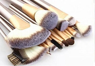 Spot Detonating 121824, White Make-up, White Make-up Brush, 24 Make-up And Brush Suits For Portable Beauty And Makeup Tools - 𝓢𝓱𝓸𝓹𝓵𝓮𝓬𝔂