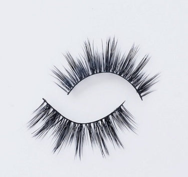 Faux Aurelia Eye Lashes - 𝓢𝓱𝓸𝓹𝓵𝓮𝓬𝔂