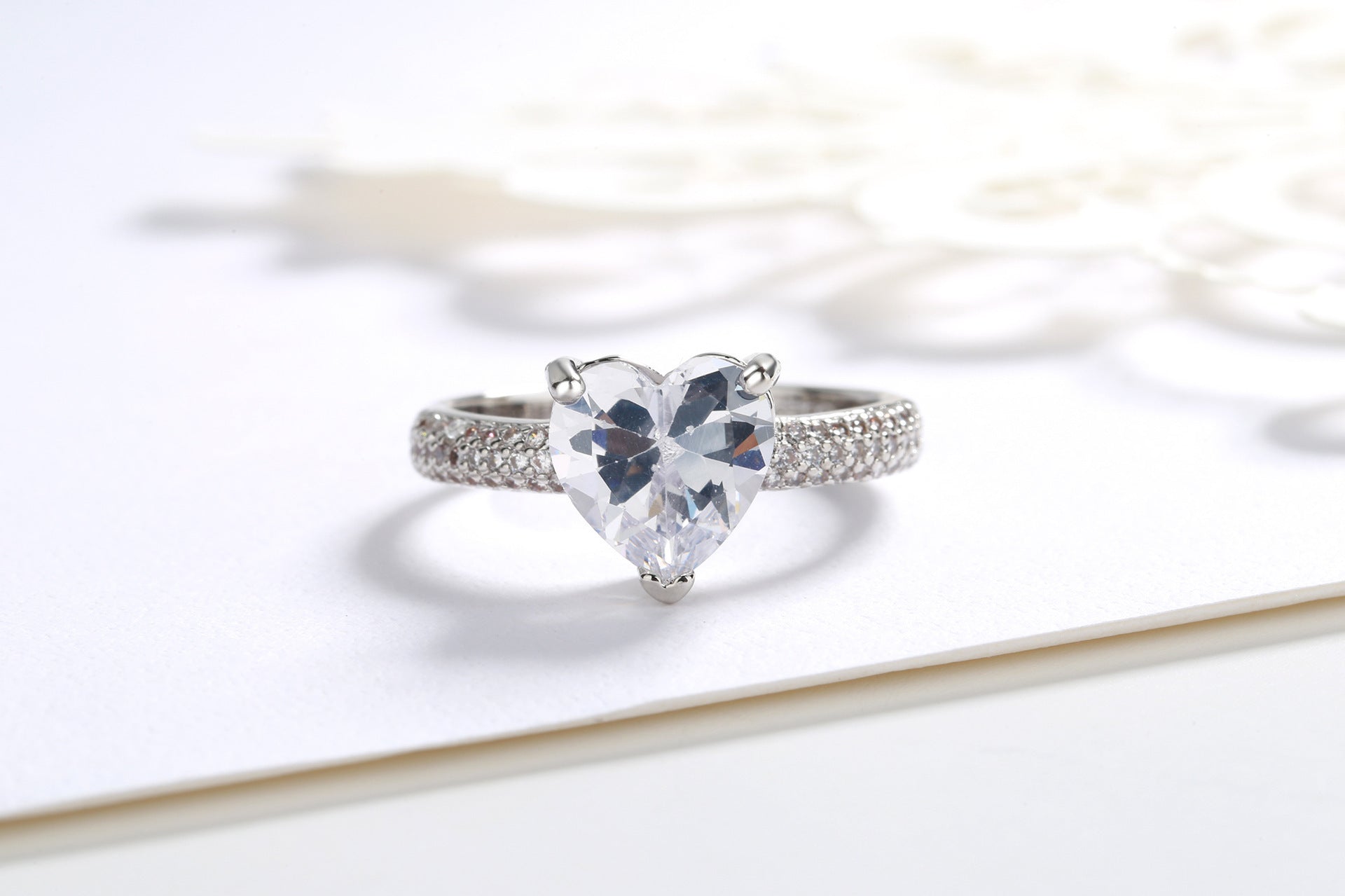 Heart-shaped Zircon Ring White Gold-plated Heart-shaped Diamond Ring - 𝓢𝓱𝓸𝓹𝓵𝓮𝓬𝔂