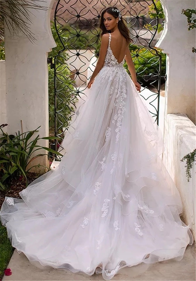 New Slim And Deep V Suspender Light Wedding Dress - 𝓢𝓱𝓸𝓹𝓵𝓮𝓬𝔂