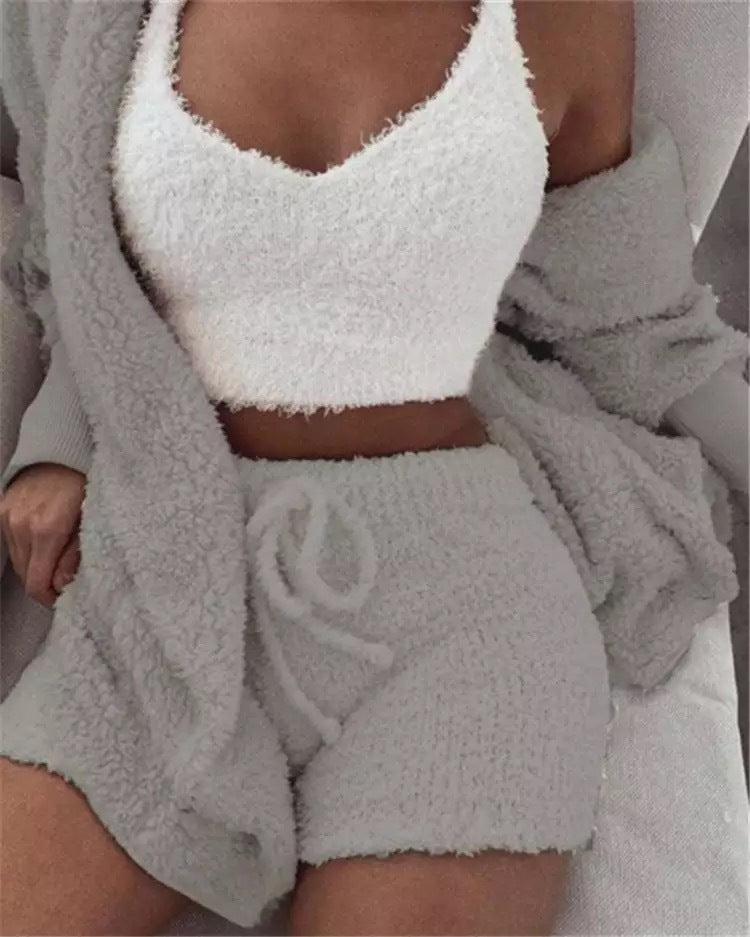 Winter Sexy Women Home Wear Suit Casual Pajamas Set Lady Female Soft Warm Long Sleeve Exposed Navel Vest Shorts Set - 𝓢𝓱𝓸𝓹𝓵𝓮𝓬𝔂