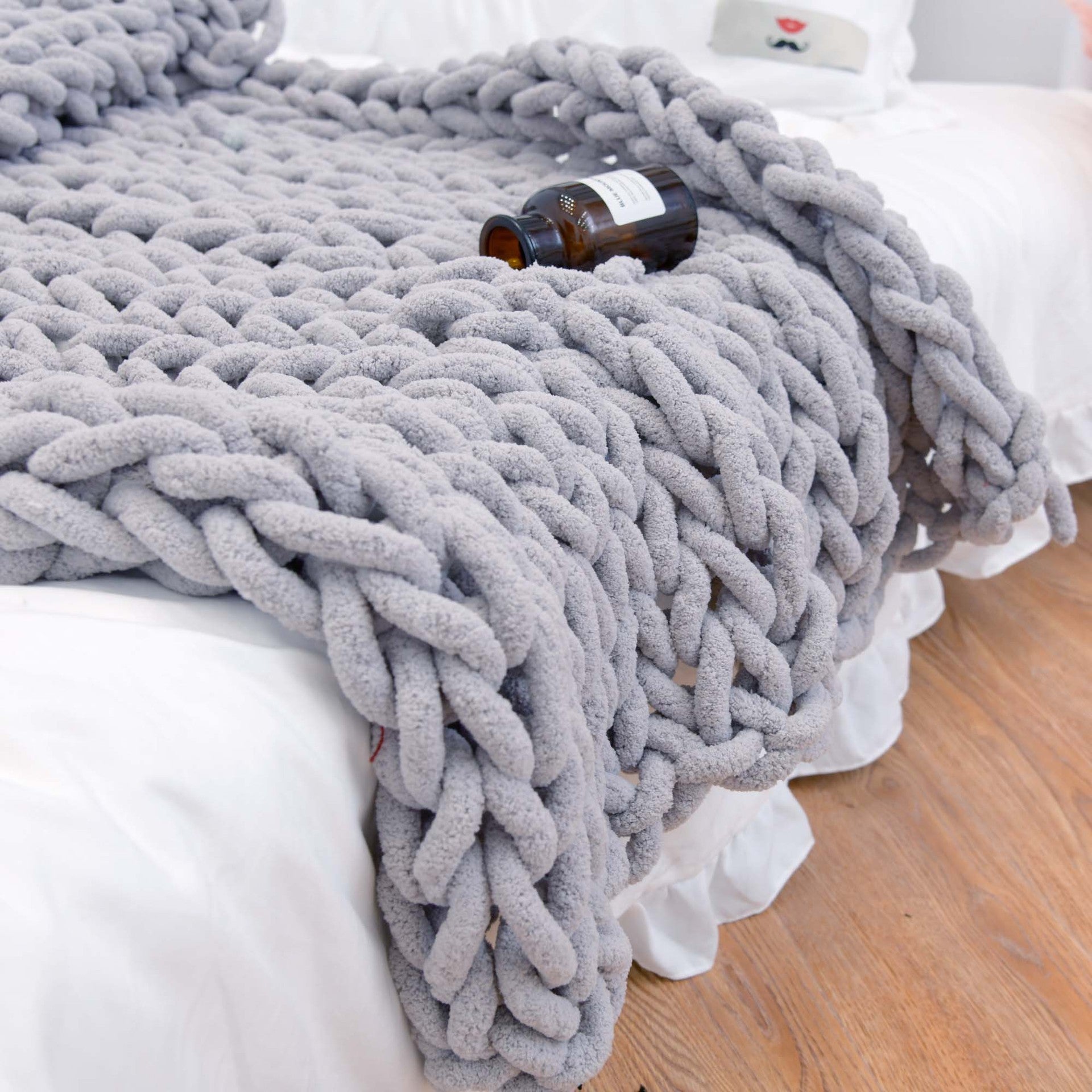 Handmade Coarse Yarn Knitted Chenille Rod Knitted Yarn Sofa Cover Blanket - 𝓢𝓱𝓸𝓹𝓵𝓮𝓬𝔂
