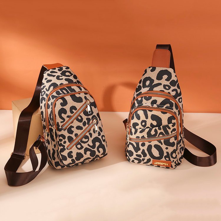 Leopard Print Sling Chest Bag With Headphone Jack Crossbody Backpack Shoulder Bag Women - 𝓢𝓱𝓸𝓹𝓵𝓮𝓬𝔂