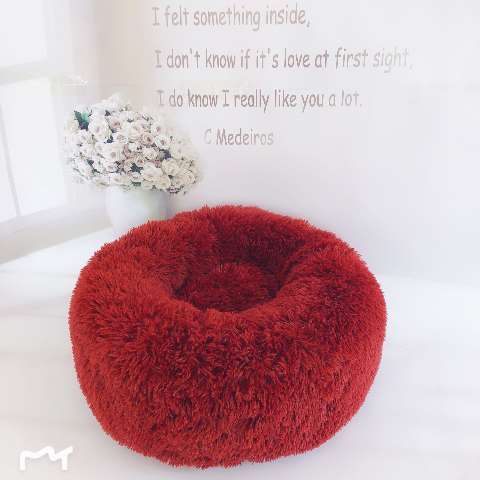 Plush pet nest - 𝓢𝓱𝓸𝓹𝓵𝓮𝓬𝔂