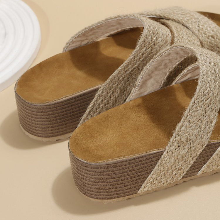 Woven Cross-strap Slippers Summer Platform Sandals Women Flat Beach Shoes - 𝓢𝓱𝓸𝓹𝓵𝓮𝓬𝔂