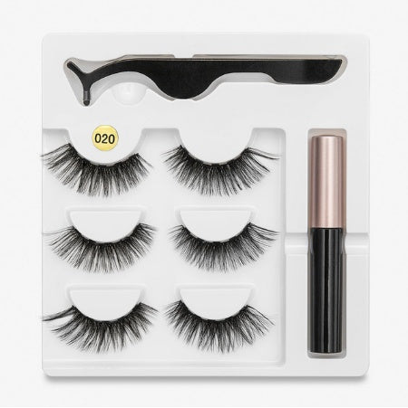 A Pair Of False Eyelashes With Magnets In Fashion - 𝓢𝓱𝓸𝓹𝓵𝓮𝓬𝔂