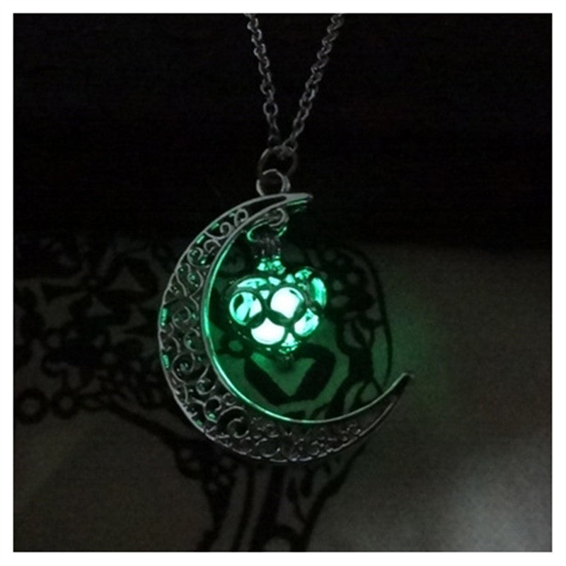 Glowing Pendant Necklaces Silver Plated Chain Necklaces - 𝓢𝓱𝓸𝓹𝓵𝓮𝓬𝔂