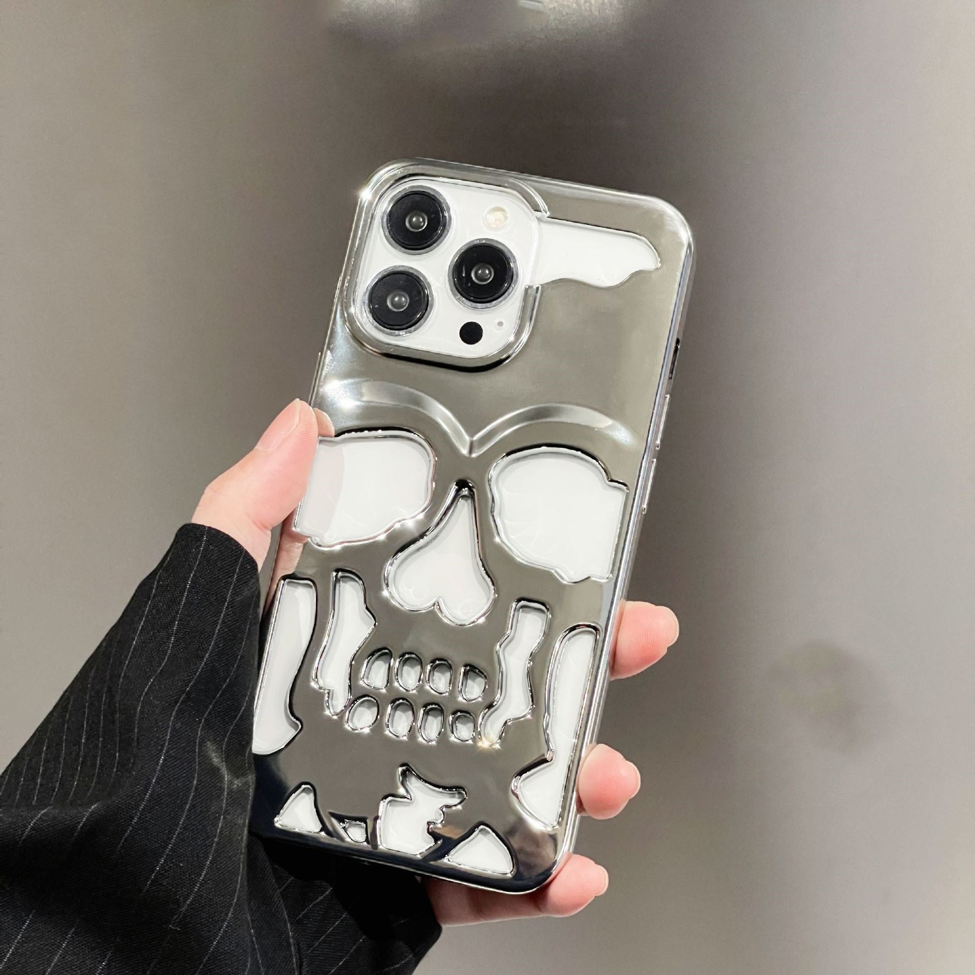 Luxury Plating 3D Skull Phone Case For I-Phone 14 Pro Max 13 12 11 Plus Breathable Glossy Hollow Out Gold Metallic Paint - 𝓢𝓱𝓸𝓹𝓵𝓮𝓬𝔂
