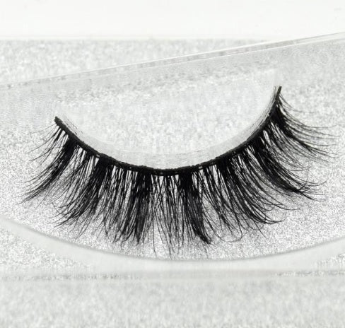 Faux Aurelia Eye Lashes - 𝓢𝓱𝓸𝓹𝓵𝓮𝓬𝔂