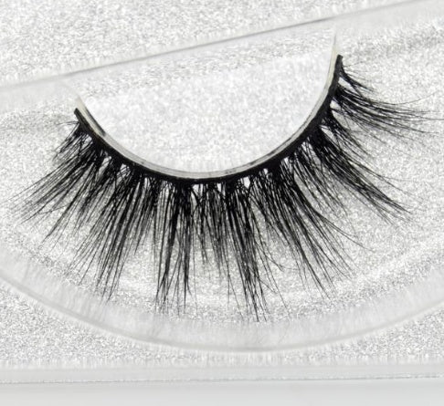 Faux Aurelia Eye Lashes - 𝓢𝓱𝓸𝓹𝓵𝓮𝓬𝔂