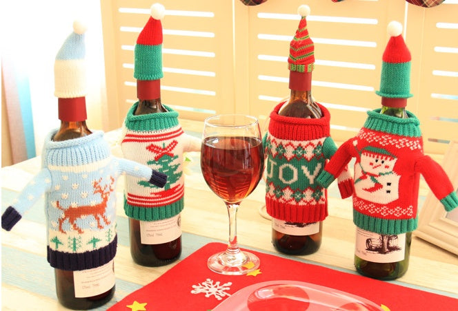 Knitted Christmas Bottle Set - 𝓢𝓱𝓸𝓹𝓵𝓮𝓬𝔂