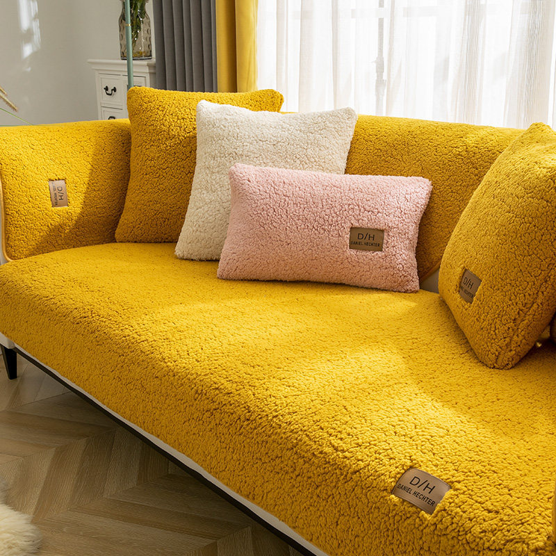 Modern Solid Color Winter Lamb Wool Sofa Towel Thicken Plush Soft And Smooth Sofa Covers For Living Room Anti-slip Couch Cover - 𝓢𝓱𝓸𝓹𝓵𝓮𝓬𝔂