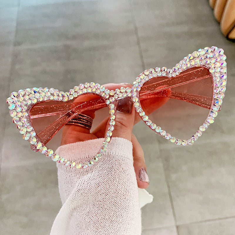 Female Cute Cat Eye Heart-shaped Sun Glasses - 𝓢𝓱𝓸𝓹𝓵𝓮𝓬𝔂