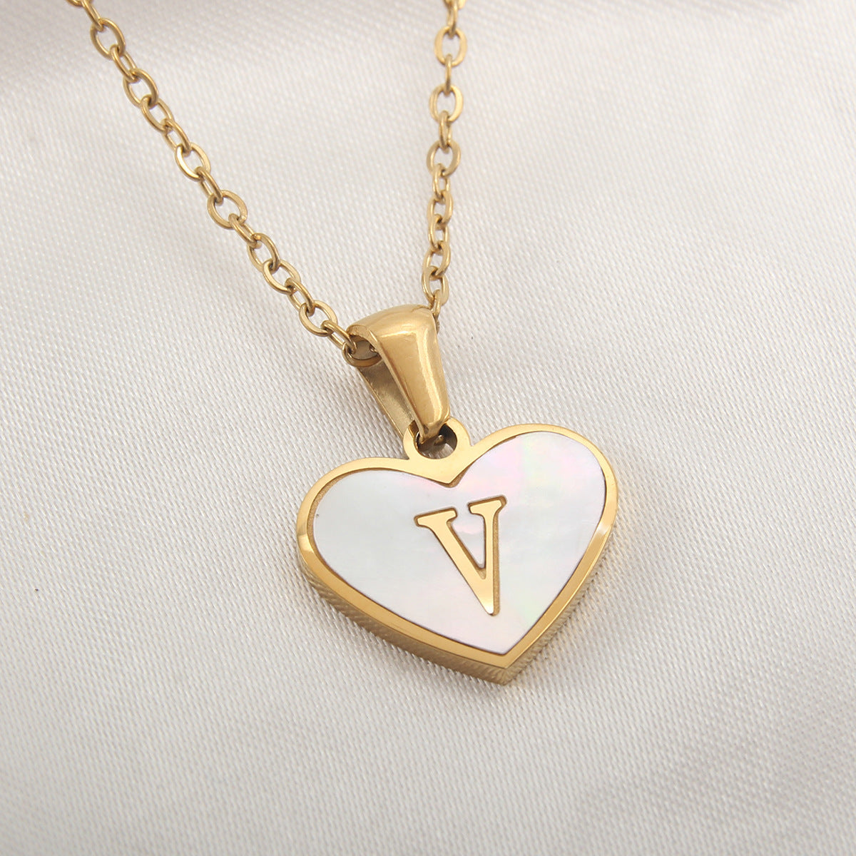 26 Letter Heart-shaped Necklace White Shell Love Clavicle Chain Fashion Personalized Necklace For Women Jewelry Valentine's Day - 𝓢𝓱𝓸𝓹𝓵𝓮𝓬𝔂