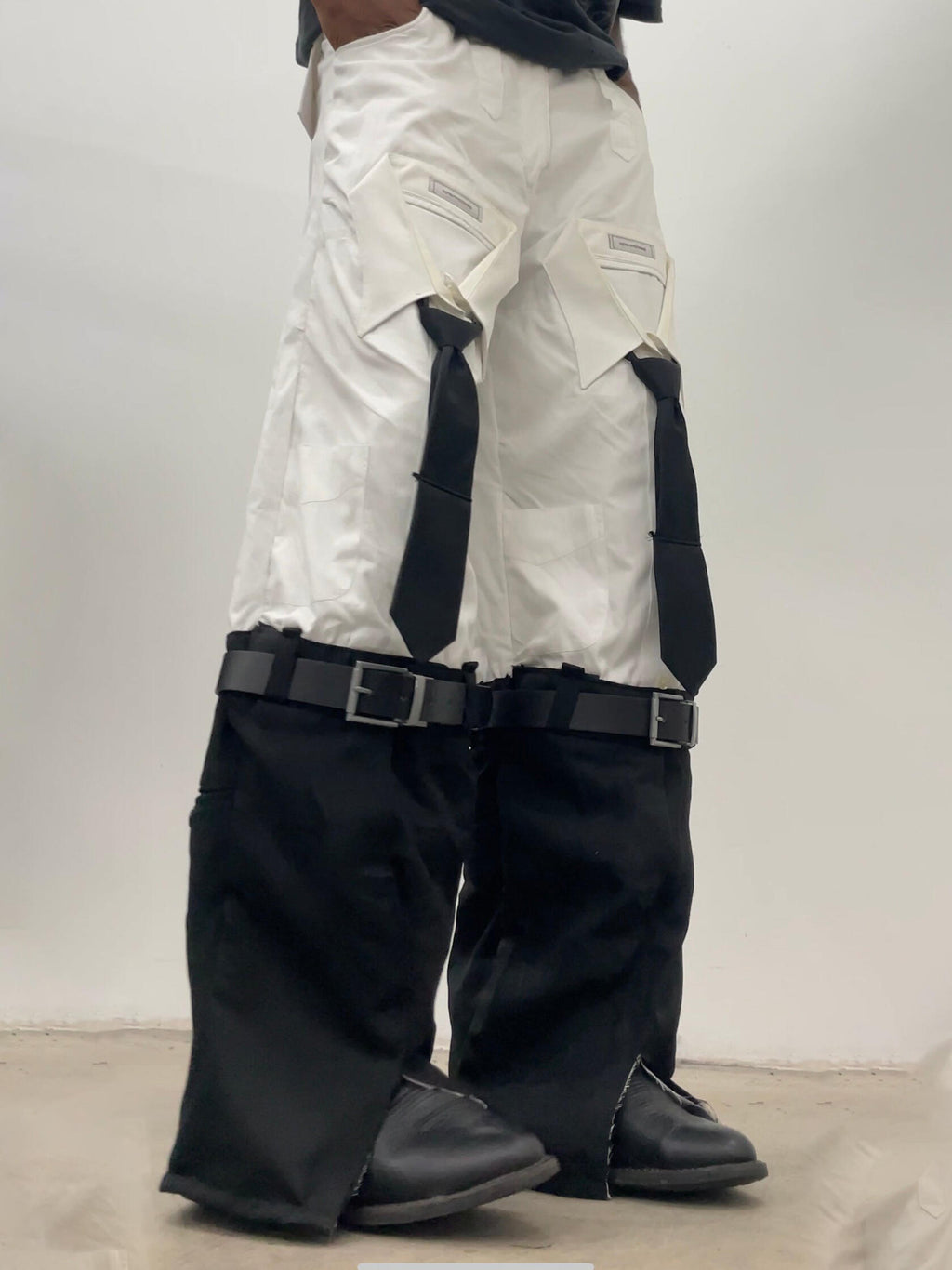 White Shirt Design Pants - 𝓢𝓱𝓸𝓹𝓵𝓮𝓬𝔂