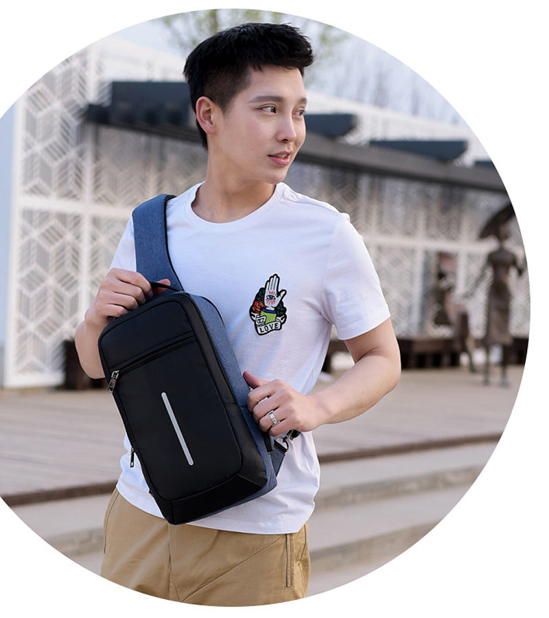 Anti-theft USB charging chest bag with you - 𝓢𝓱𝓸𝓹𝓵𝓮𝓬𝔂