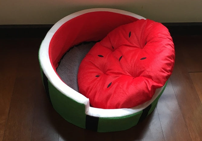Four seasons kennel watermelon bed home quiet pets autumn and winter warm cat litter Teddy bear small dog cat watermelon nest - 𝓢𝓱𝓸𝓹𝓵𝓮𝓬𝔂