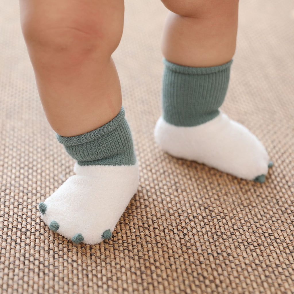 Warm baby socks - 𝓢𝓱𝓸𝓹𝓵𝓮𝓬𝔂