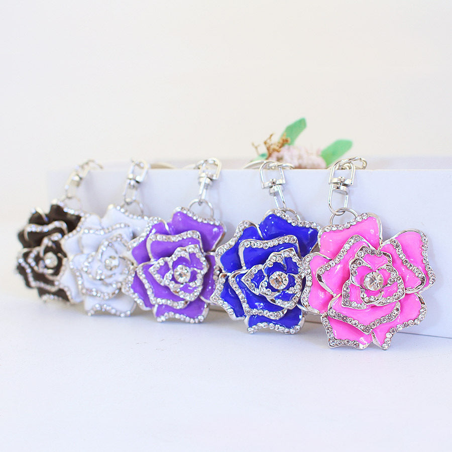 Flower Metal Pendant Key Chain - 𝓢𝓱𝓸𝓹𝓵𝓮𝓬𝔂