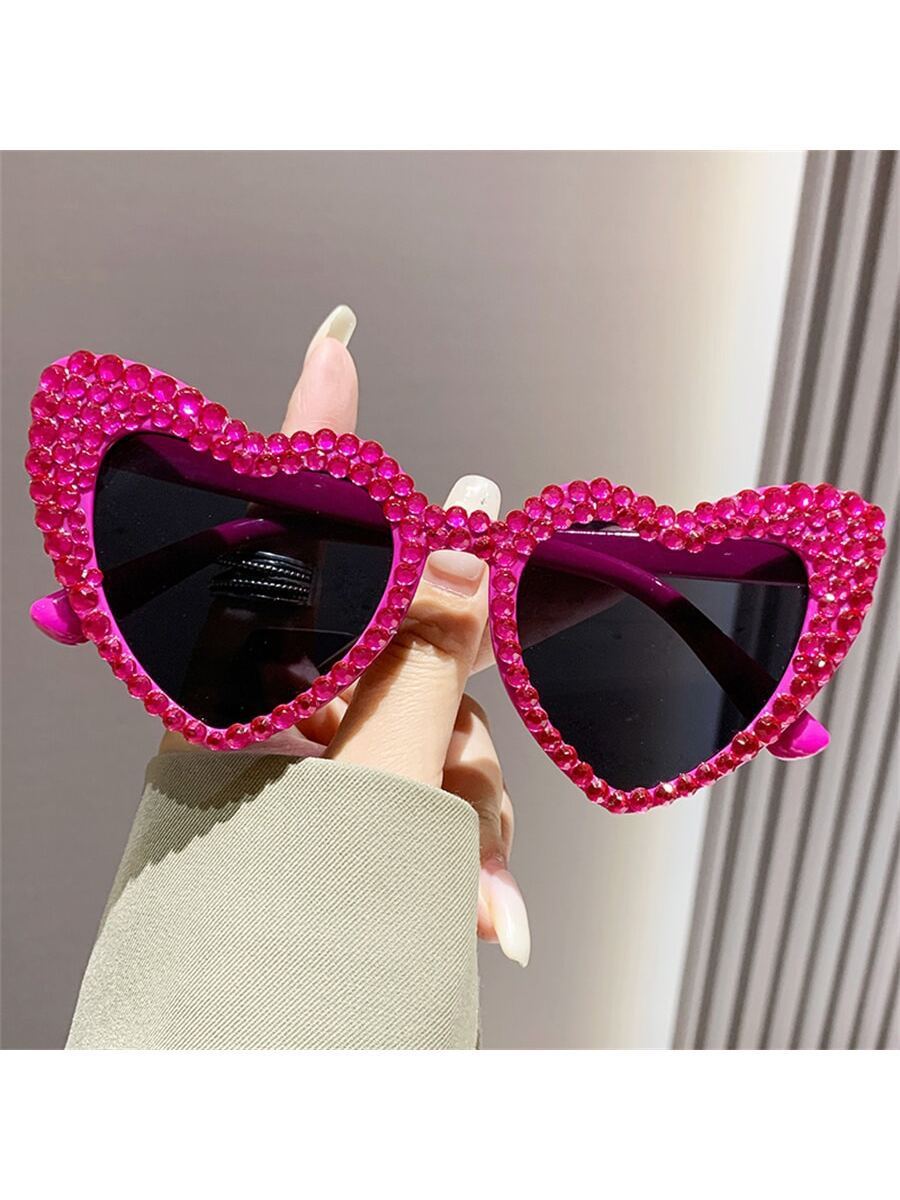 Female Cute Cat Eye Heart-shaped Sun Glasses - 𝓢𝓱𝓸𝓹𝓵𝓮𝓬𝔂