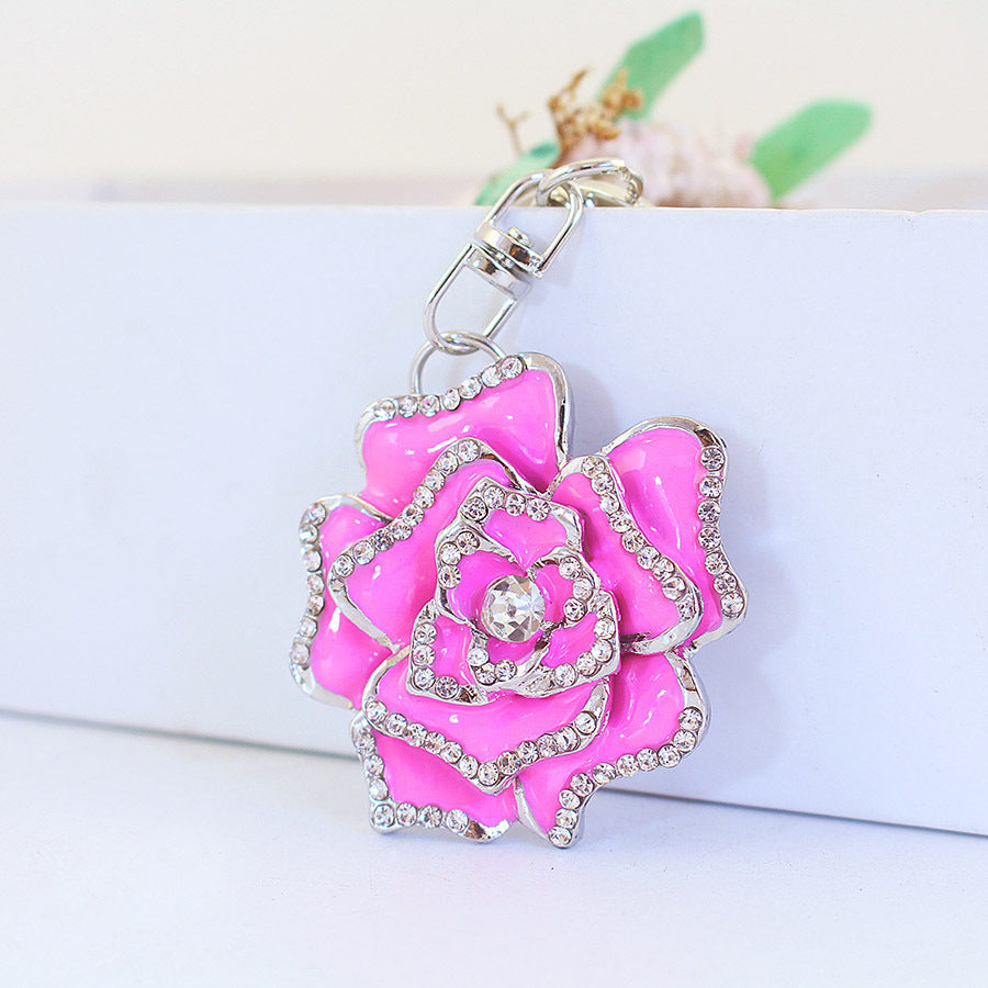 Flower Metal Pendant Key Chain - 𝓢𝓱𝓸𝓹𝓵𝓮𝓬𝔂