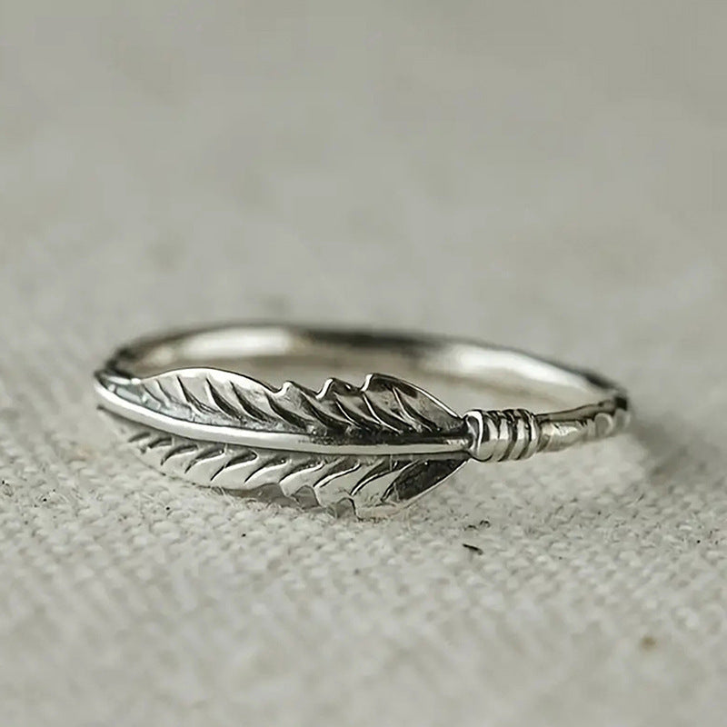 Vintage Zircon Distressed Feather Light Luxury Ring - 𝓢𝓱𝓸𝓹𝓵𝓮𝓬𝔂
