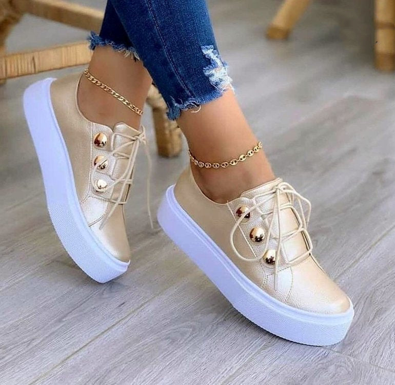 Lace-up Flats Sneakers Women Rivet Casual Shoes - 𝓢𝓱𝓸𝓹𝓵𝓮𝓬𝔂