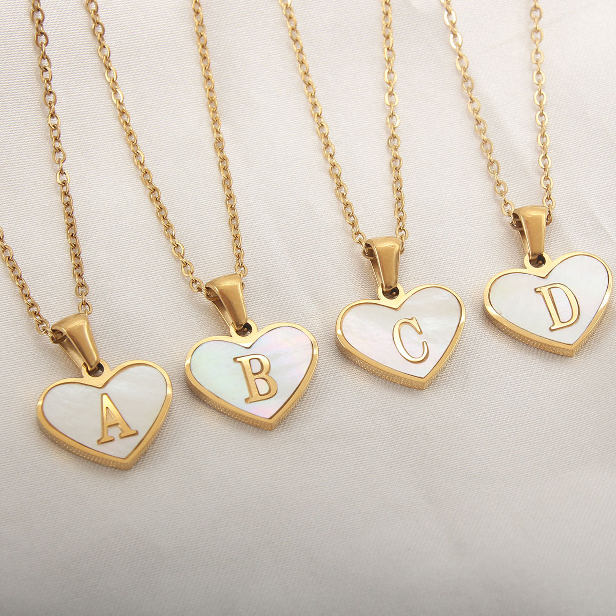 26 Letter Heart-shaped Necklace White Shell Love Clavicle Chain Fashion Personalized Necklace For Women Jewelry Valentine's Day - 𝓢𝓱𝓸𝓹𝓵𝓮𝓬𝔂