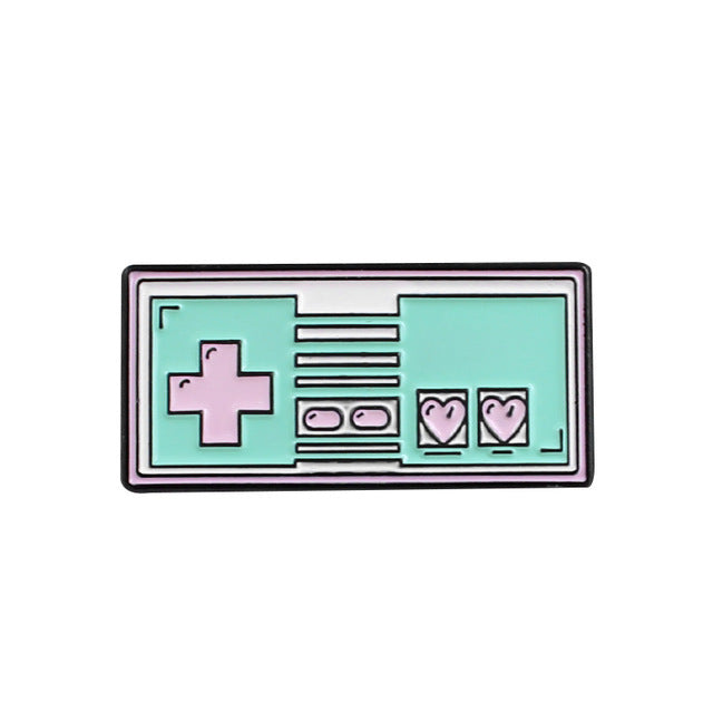 Stereo game console badge