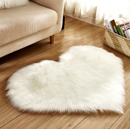 Plush Heart Shaped Carpet Non-Slip Mat Fluffy Rug Floor Mat Blanket Sofa Cushion Foot Pad Carpets For Living Room Home Decor - 𝓢𝓱𝓸𝓹𝓵𝓮𝓬𝔂