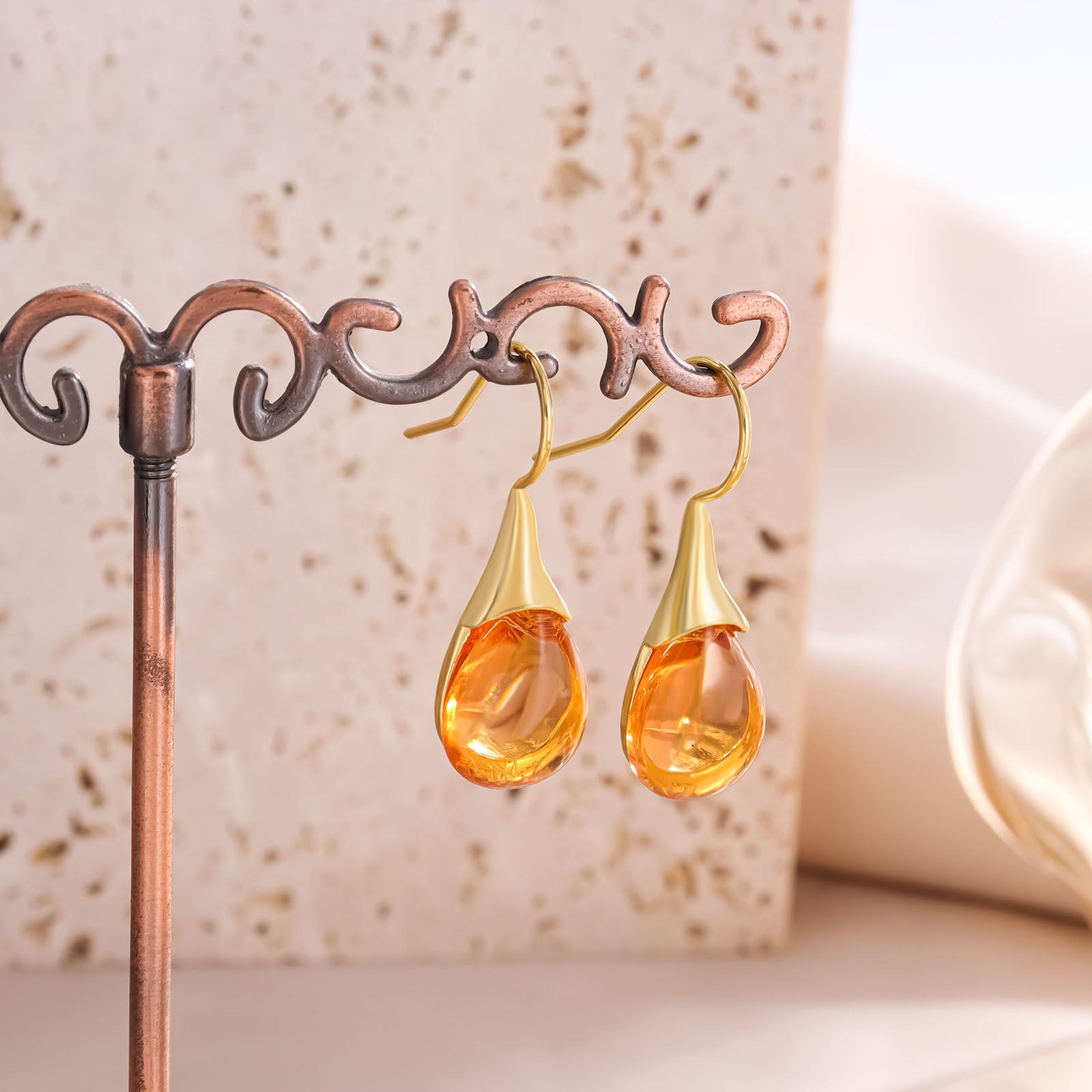 Drop-shaped Inlaid Cat's Eye Earrings Four-color Simple - 𝓢𝓱𝓸𝓹𝓵𝓮𝓬𝔂
