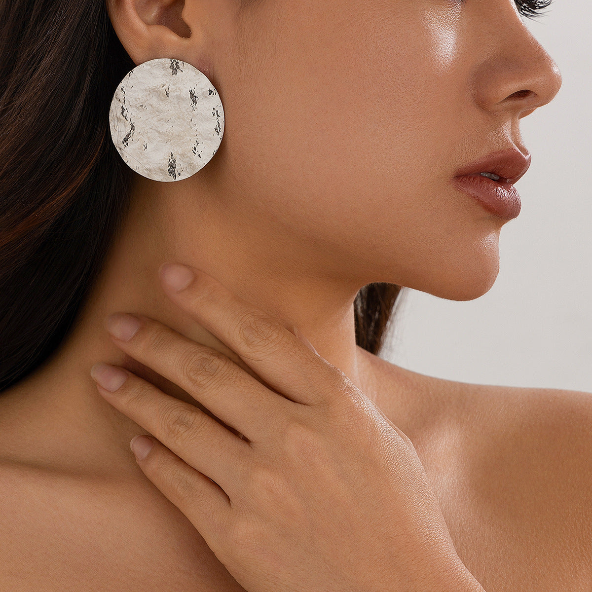 European And American Ornament Exaggerated Corrugated Hemp Surface Round Studs - 𝓢𝓱𝓸𝓹𝓵𝓮𝓬𝔂