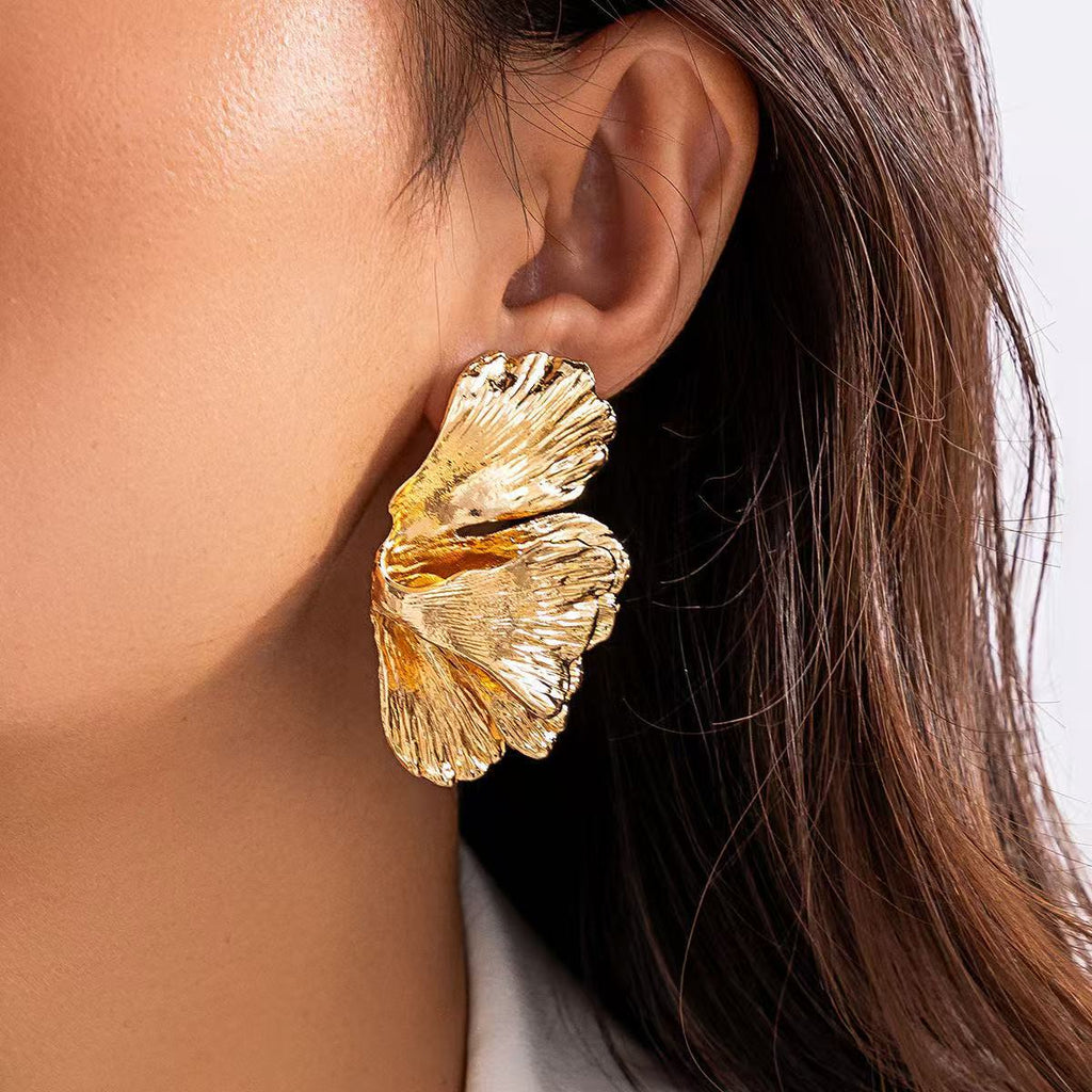 Fashion Personality New Metal Flower Earrings For Women - 𝓢𝓱𝓸𝓹𝓵𝓮𝓬𝔂