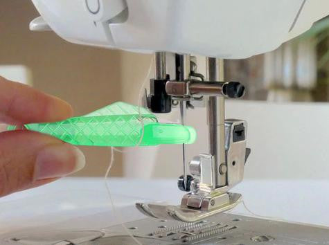 Sewing Machine Quick Threader Small Fish Needle Threader - 𝓢𝓱𝓸𝓹𝓵𝓮𝓬𝔂