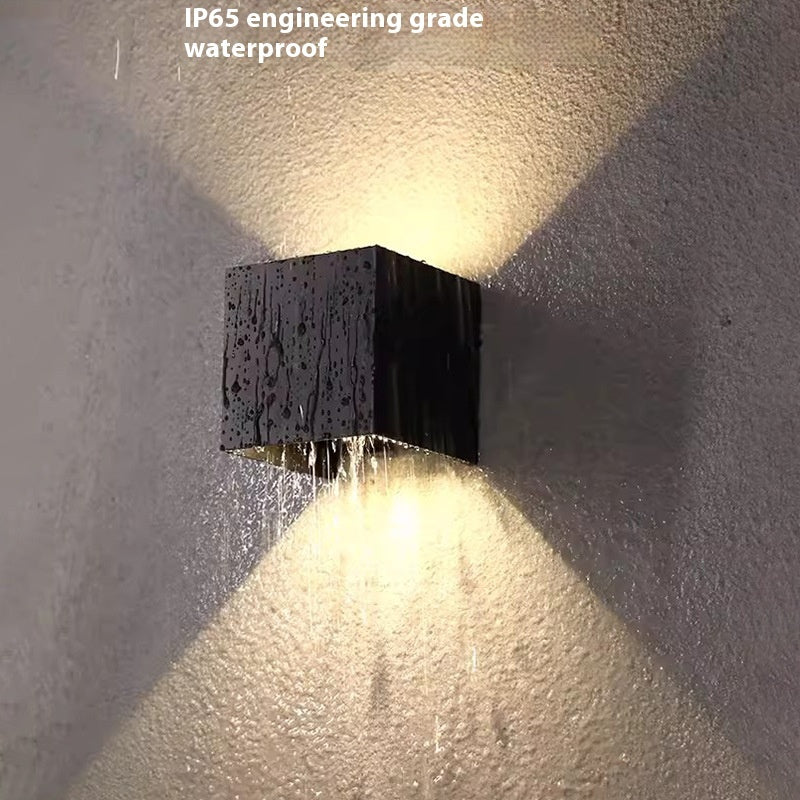 Simple Outdoor Waterproof Balcony Courtyard Wall Lamp - 𝓢𝓱𝓸𝓹𝓵𝓮𝓬𝔂