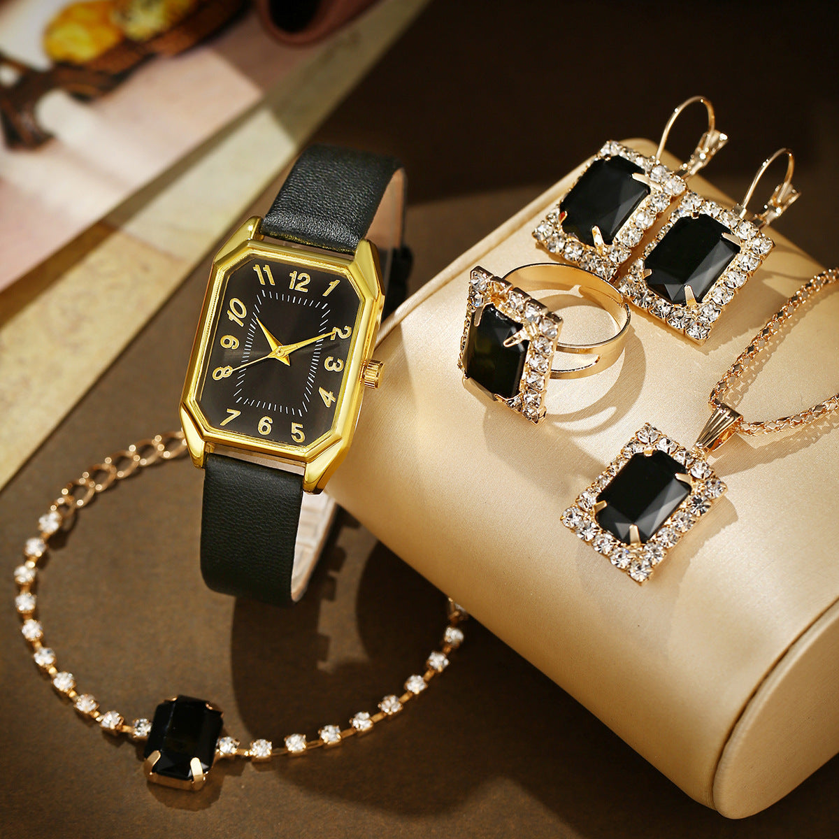 Leather Women's Watch Square Quartz Watch Korean Necklace Earrings Ring Set - 𝓢𝓱𝓸𝓹𝓵𝓮𝓬𝔂