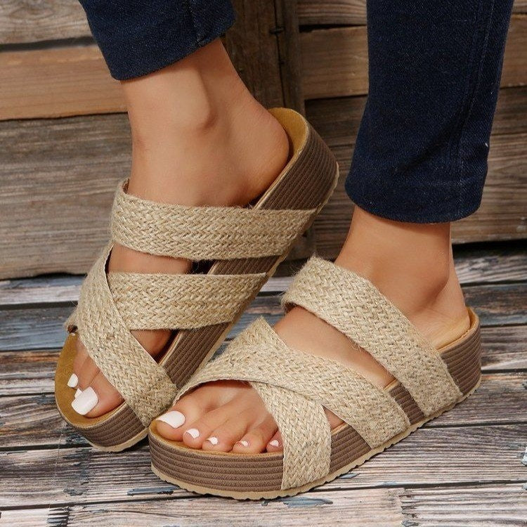 Woven Cross-strap Slippers Summer Platform Sandals Women Flat Beach Shoes - 𝓢𝓱𝓸𝓹𝓵𝓮𝓬𝔂