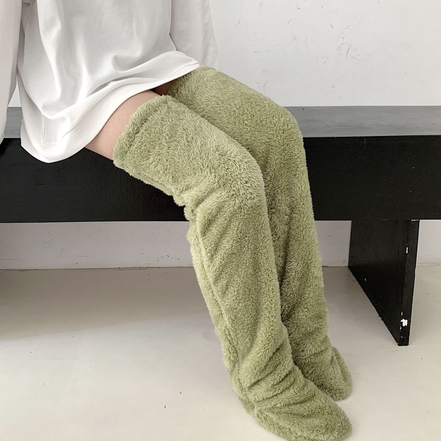 Over Knee High Fuzzy Long Socks Winter Warm Cold Leg Knee Joint Cold-proof Stockings Home Floor Sleeping Socks - 𝓢𝓱𝓸𝓹𝓵𝓮𝓬𝔂