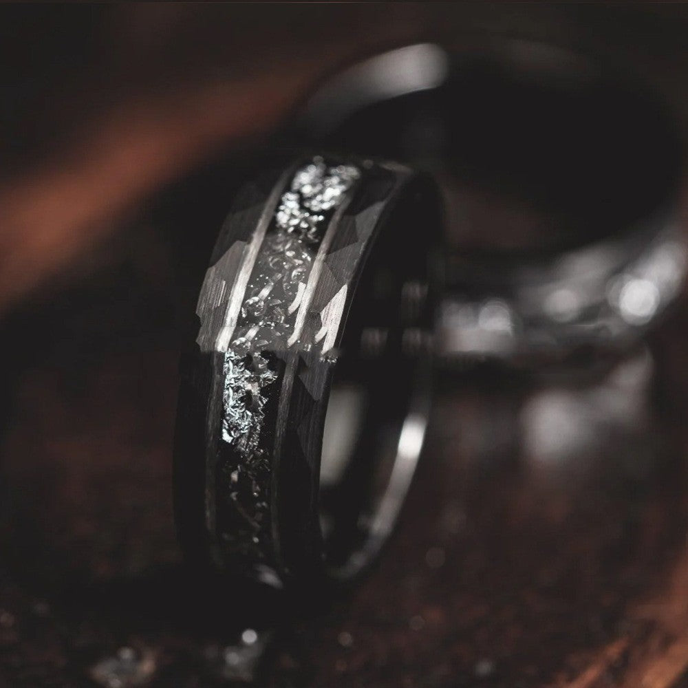 8mm Electric Black Hammer Pattern Tungsten Ring Steel Color Inner Step Inlaid Iron Chips Silver Foil - 𝓢𝓱𝓸𝓹𝓵𝓮𝓬𝔂