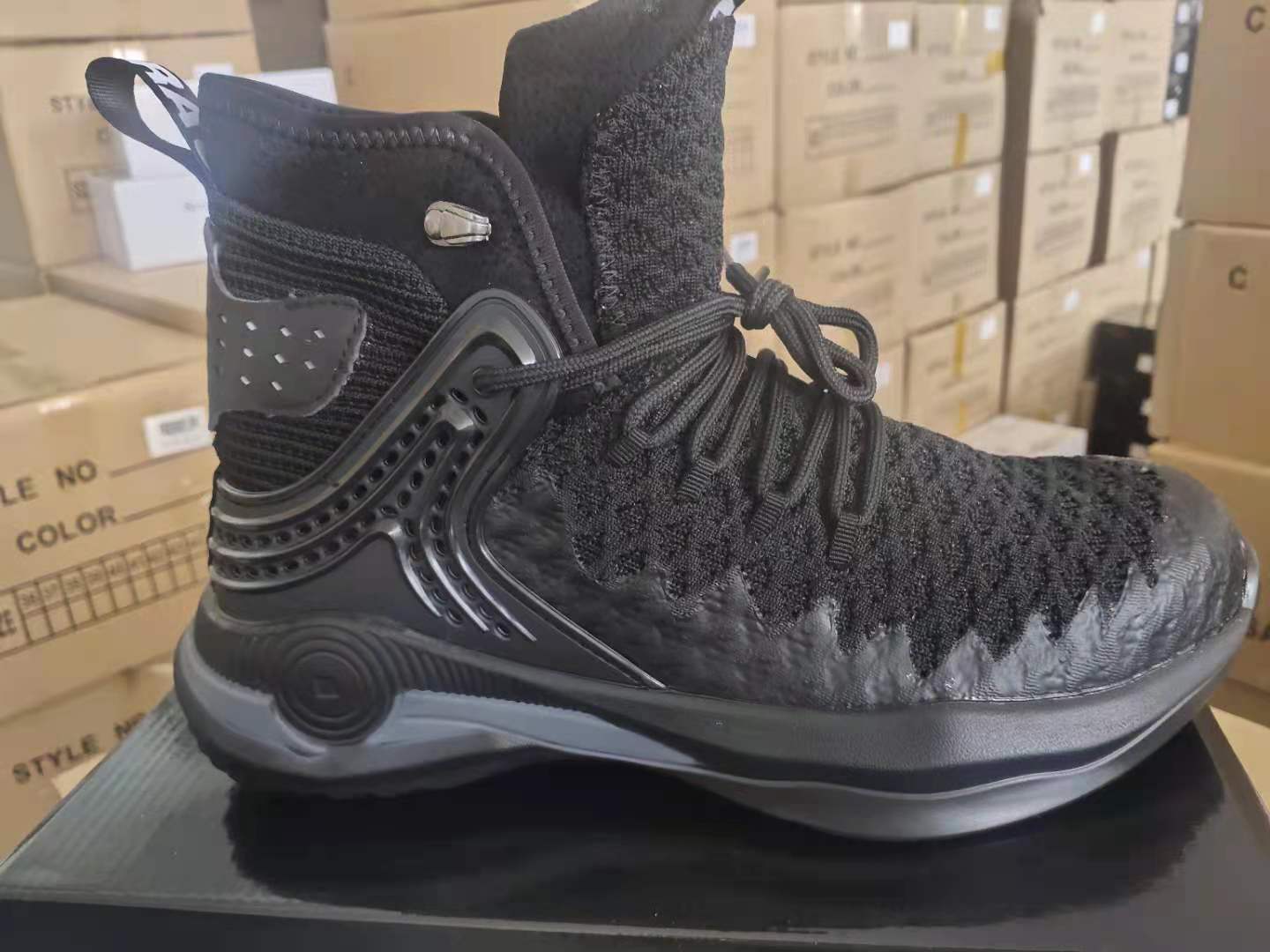 High-top Safety Shoes Construction Protective Footwear Men Steel Toe Shoes Breathable Hiking Boots Puncture Proof Work Boots - 𝓢𝓱𝓸𝓹𝓵𝓮𝓬𝔂