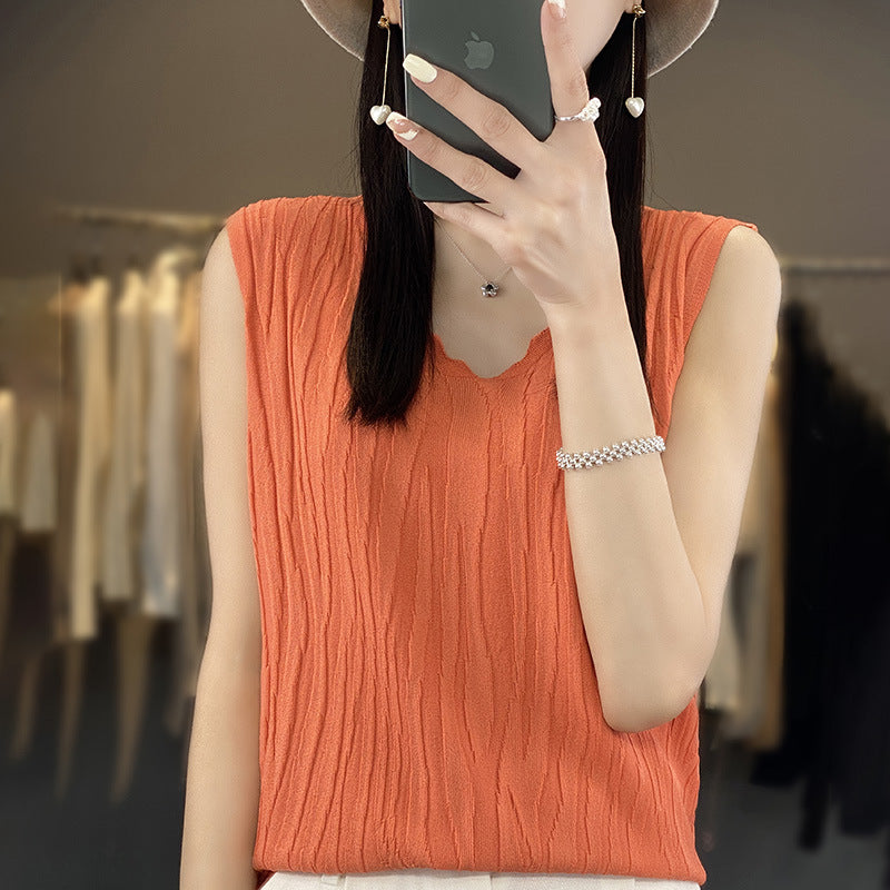 Women's V-neck Ice Silk Camisole Sleeveless Top - 𝓢𝓱𝓸𝓹𝓵𝓮𝓬𝔂