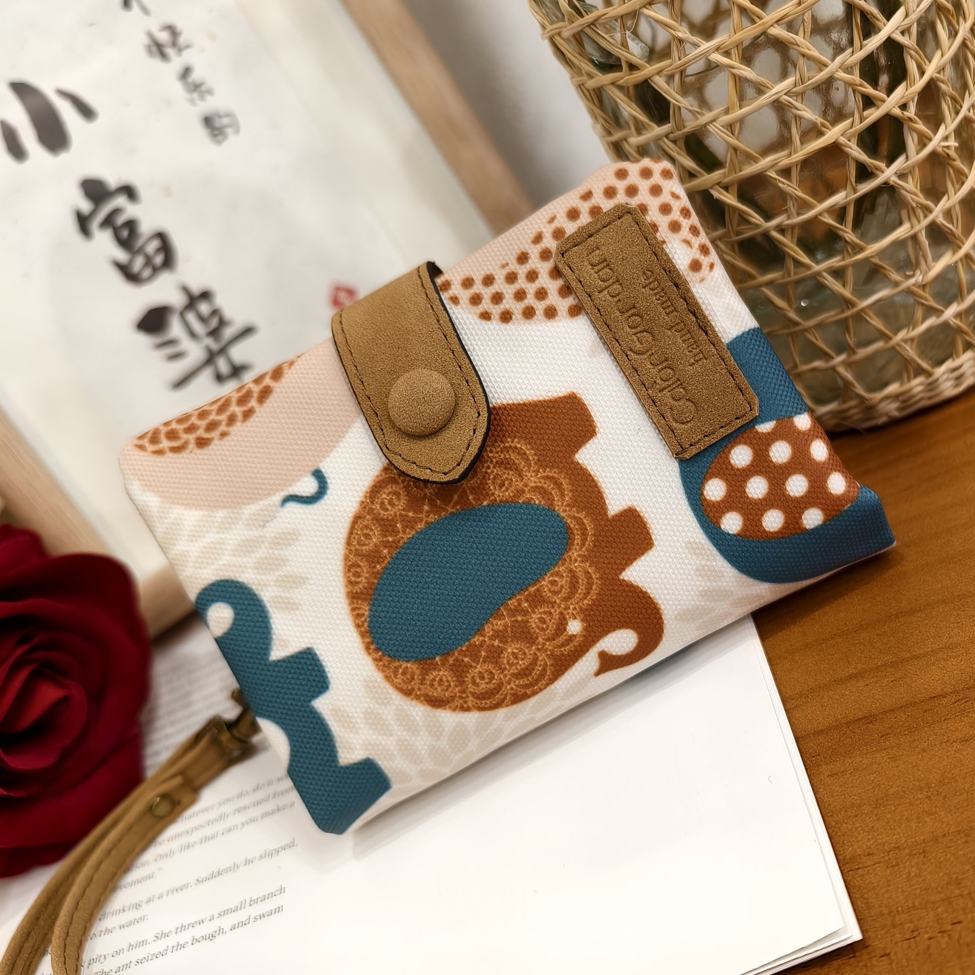 Multifunctional Tri-fold Fashion Multi-card-slot Printed Wallet - 𝓢𝓱𝓸𝓹𝓵𝓮𝓬𝔂