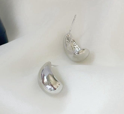 Metal Water Drop Earrings With A Sense Of Niche Luxury - 𝓢𝓱𝓸𝓹𝓵𝓮𝓬𝔂