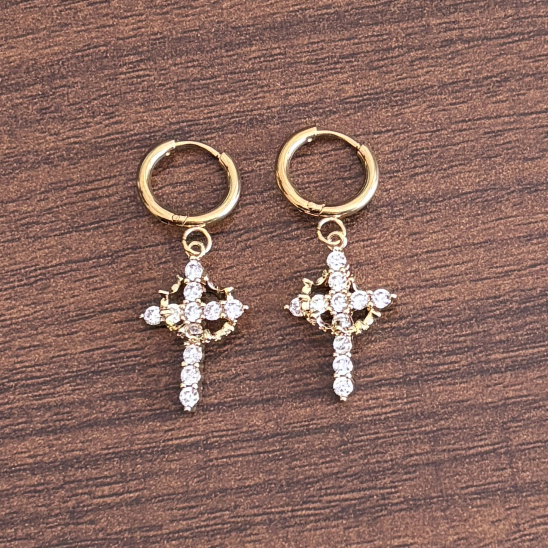 3A Zircon Crown Cross Movable Stainless Steel Ear Clip